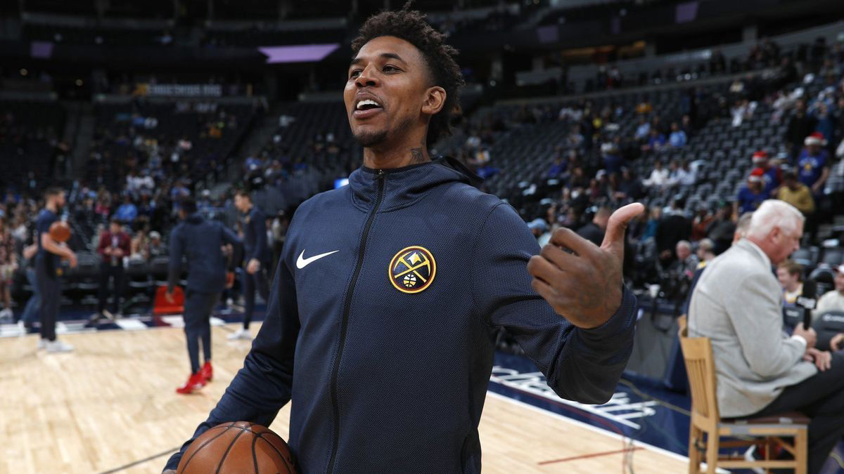 多次扑出必 多次扑出必